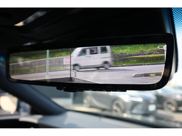 TOYOTA LEXUS LS500h 2021