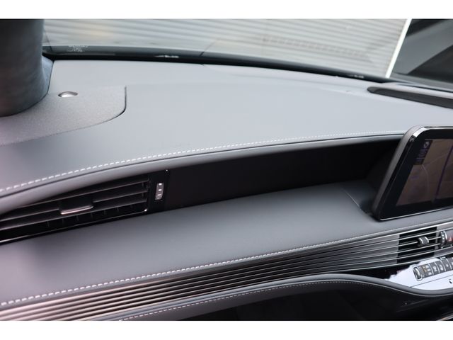 TOYOTA LEXUS LS500h 2021