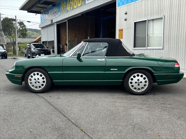 ALFAROMEO ALFAROMEO SPIDER 1992