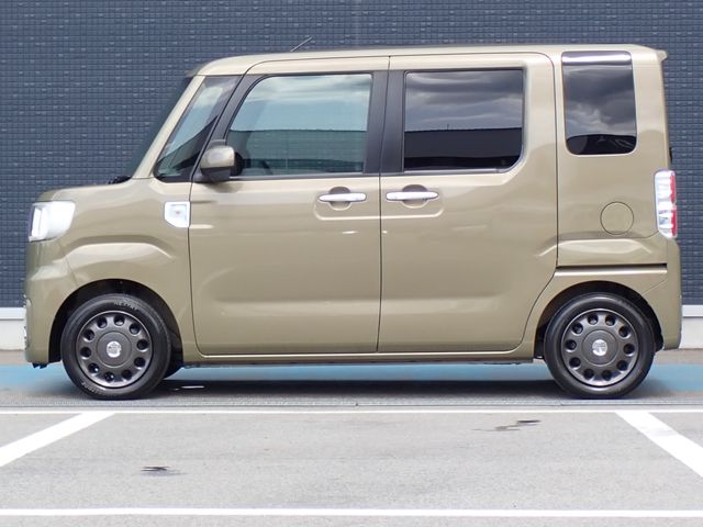 DAIHATSU WAKE 2018