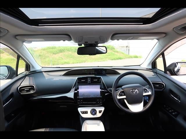 TOYOTA PRIUS 4WD 2016