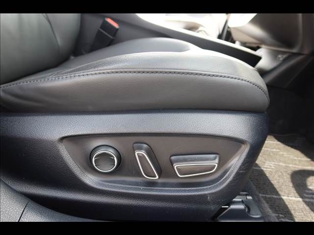 TOYOTA PRIUS 4WD 2016