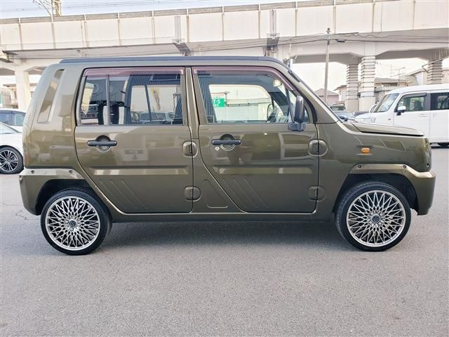DAIHATSU NAKED 2001
