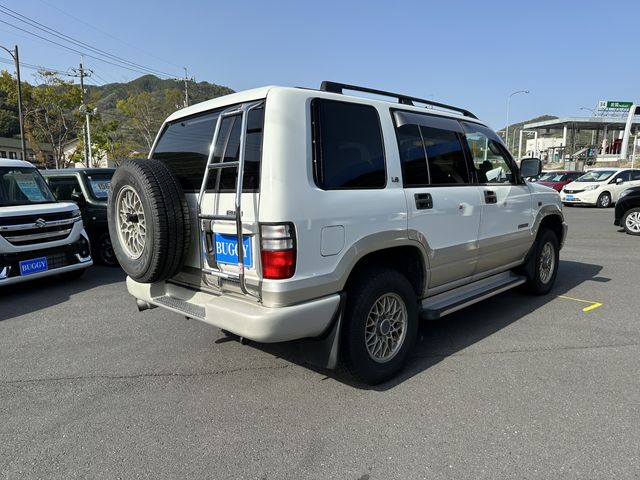 ISUZU BIGHORN wagon 2000
