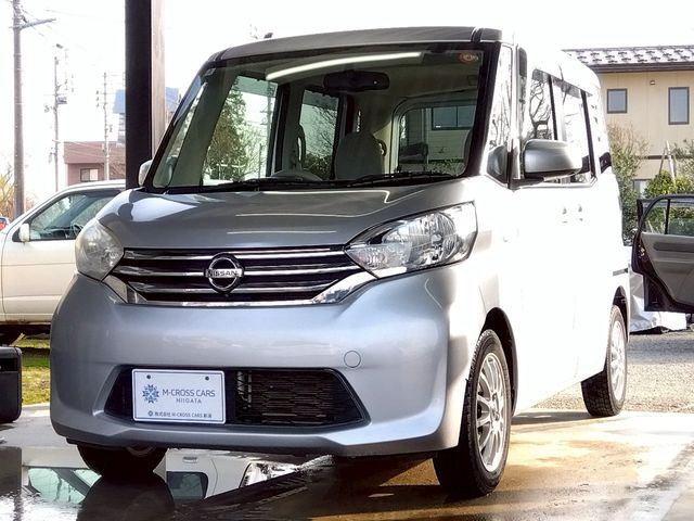 NISSAN DAYZ ROOX 2014