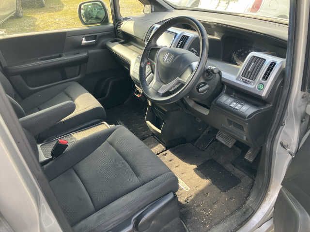 HONDA STEPWAGON SPADA 2012