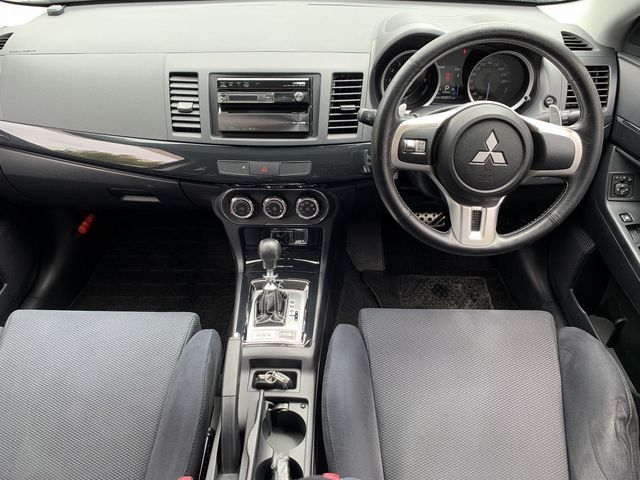 MITSUBISHI LANCER  4WD 2014