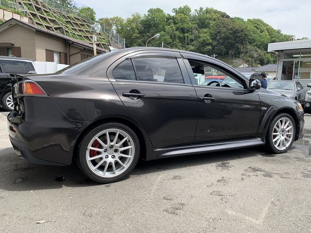 MITSUBISHI LANCER  4WD 2014