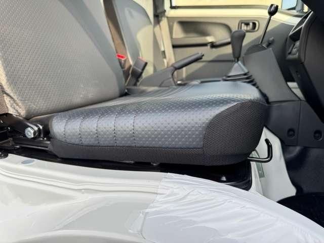 DAIHATSU HIJET truck 4WD 2023