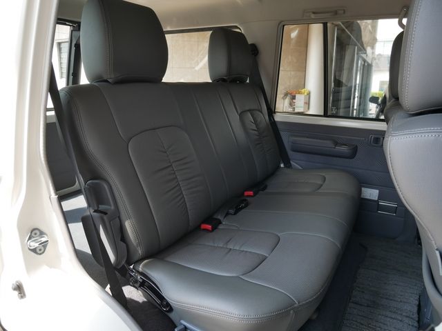 TOYOTA LANDCRUISER van 2014