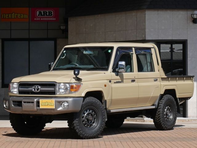 TOYOTA LANDCRUISER PICKUP 2014