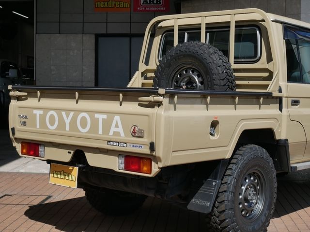 TOYOTA LANDCRUISER PICKUP 2014