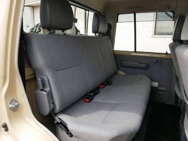 TOYOTA LANDCRUISER PICKUP 2014