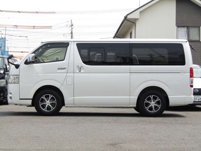 TOYOTA HIACE van 2WD 2022