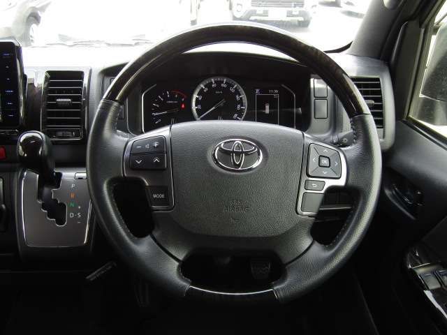 TOYOTA HIACE van 2WD 2022