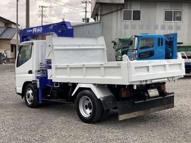 MITSUBISHI CANTER 2005