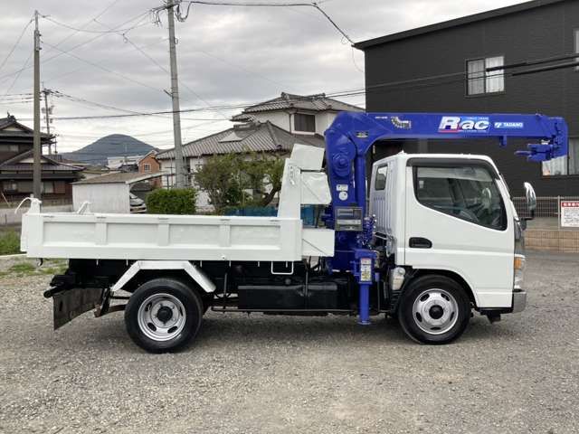 MITSUBISHI CANTER 2005