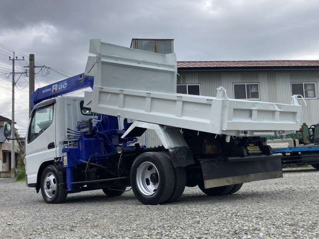 MITSUBISHI CANTER 2005