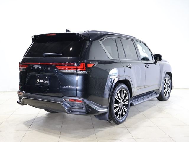 TOYOTA LEXUS LX600 2024