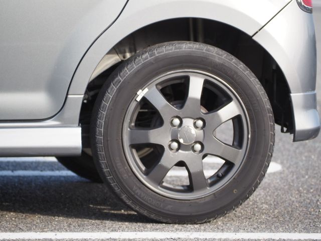 DAIHATSU MIRA GINO 2008