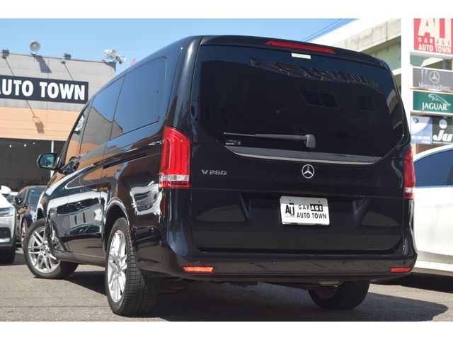 MERCEDES BENZ MERCEDES BENZ V class 2019