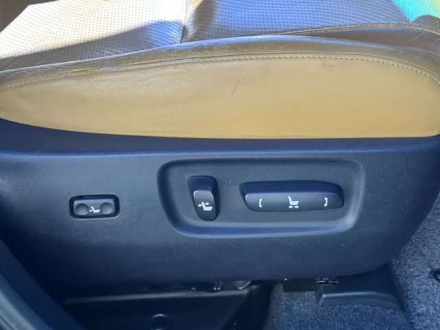 TOYOTA LEXUS HS250h 2010