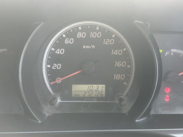 TOYOTA HIACE van 4WD 2010