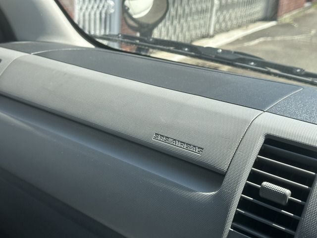 TOYOTA HIACE van 4WD 2010