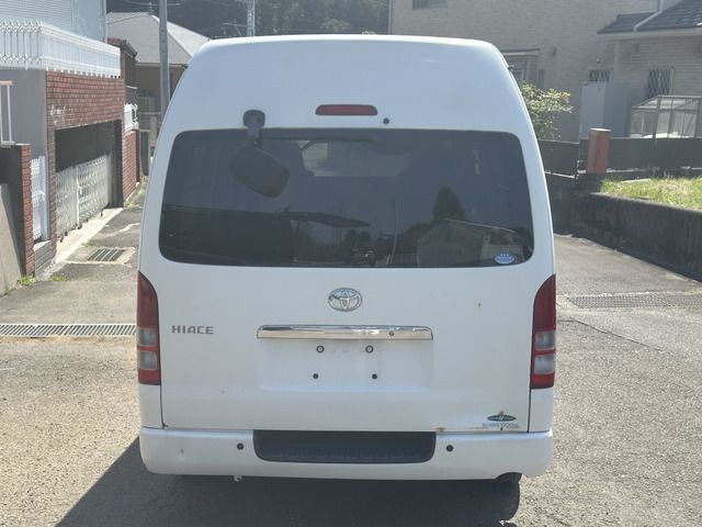 TOYOTA HIACE van 4WD 2010