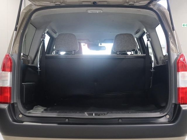 TOYOTA SUCCEED van HYBRID 2019