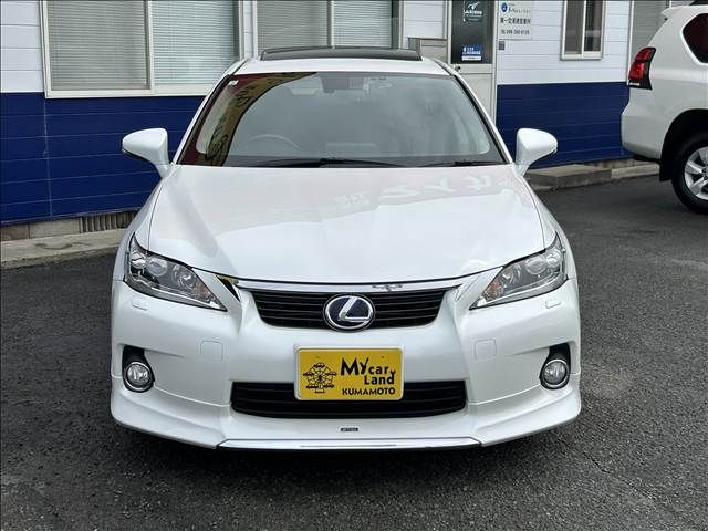 TOYOTA LEXUS CT200h 2011