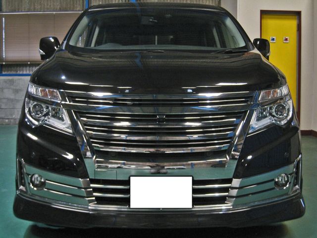 NISSAN ELGRAND 2019
