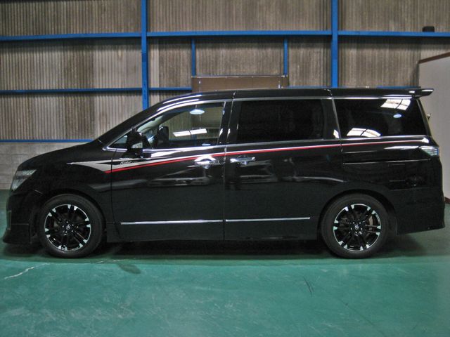 NISSAN ELGRAND 2019