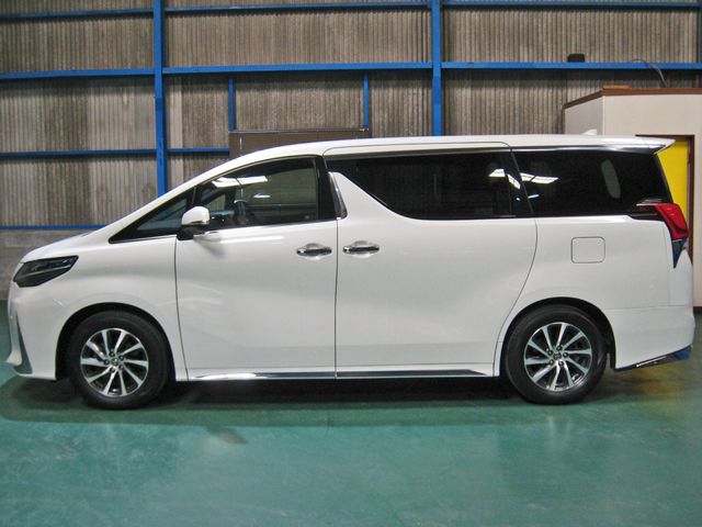 TOYOTA ALPHARD 2015