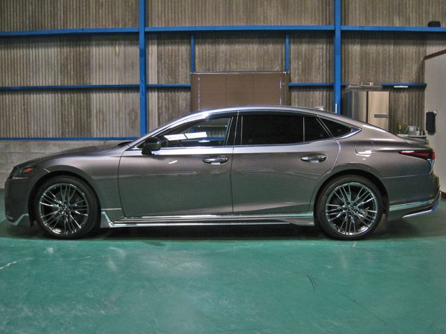 TOYOTA LEXUS LS500 4WD 2018