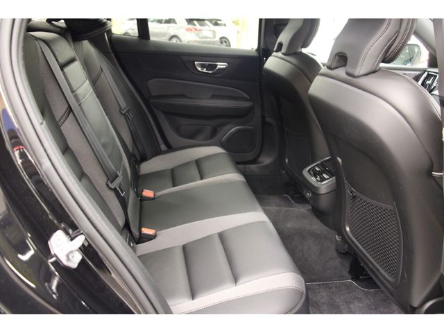 VOLVO VOLVO V60 2021