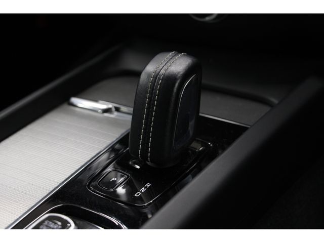 VOLVO VOLVO V60 2021