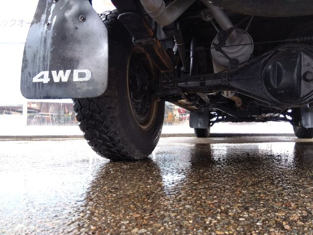 TOYOTA HILUX 4WD 1992