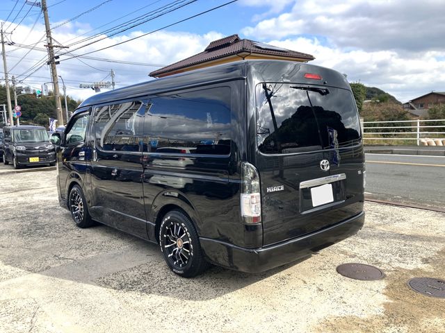 TOYOTA HIACE wagon 2013