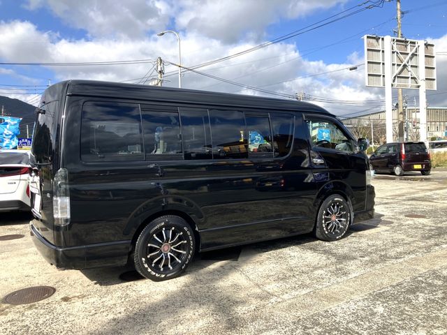 TOYOTA HIACE wagon 2013