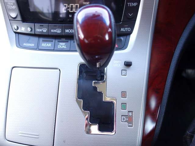 TOYOTA VELLFIRE 4WD 2009