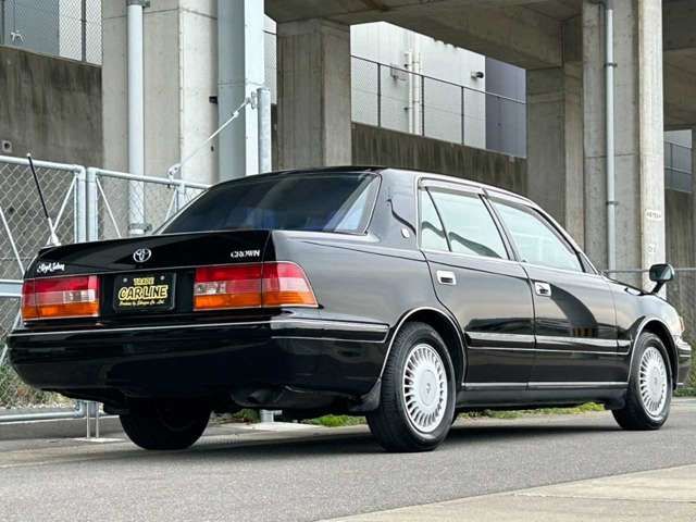TOYOTA CROWN sedan 1996