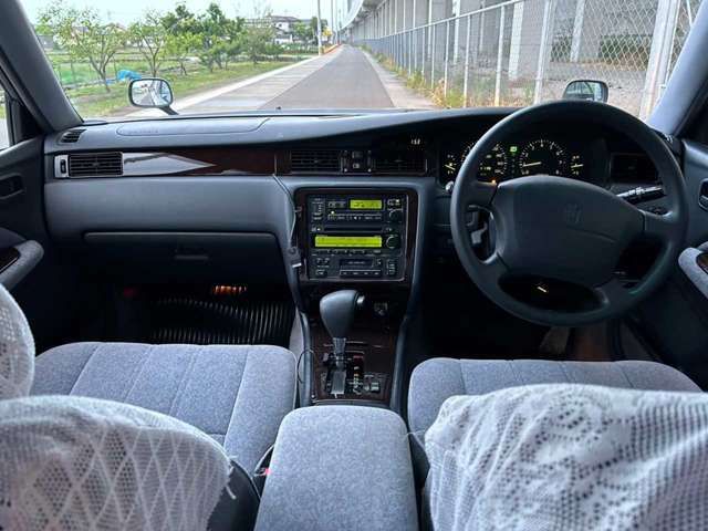 TOYOTA CROWN sedan 1996