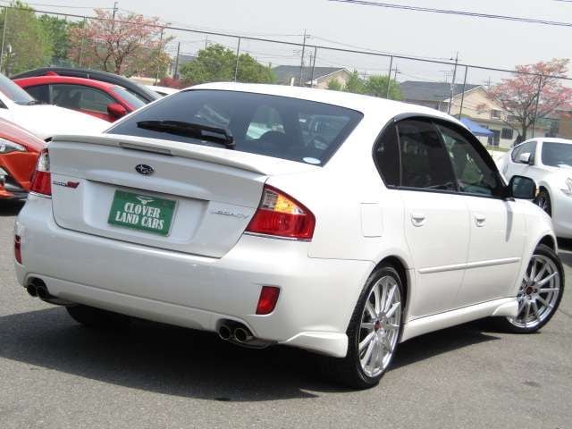 SUBARU LEGACY B4 2007