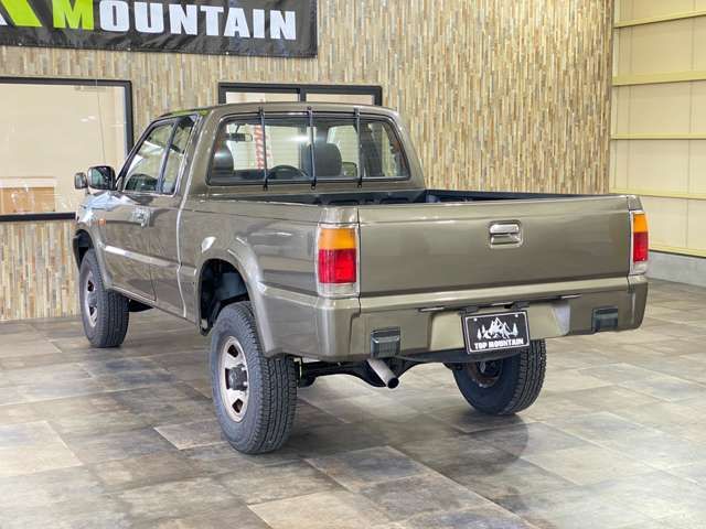 MAZDA PROCEED 4WD 1997