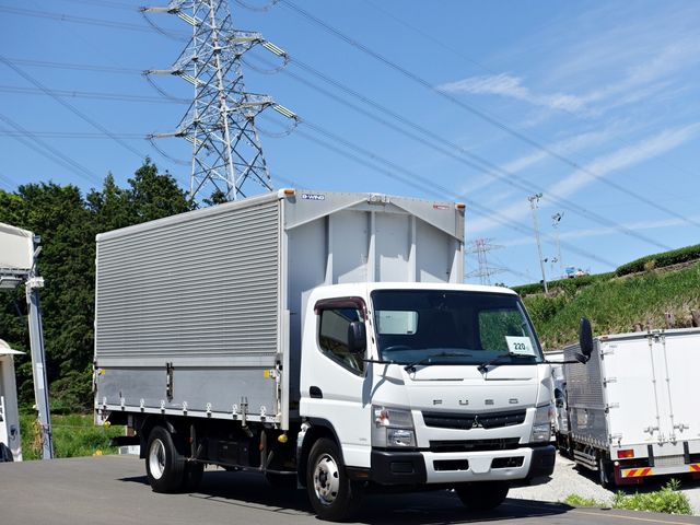 MITSUBISHI CANTER 2013