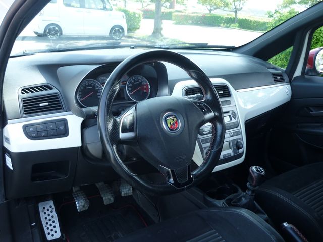 FIAT ABARTH GRANDE PUNTO 2009