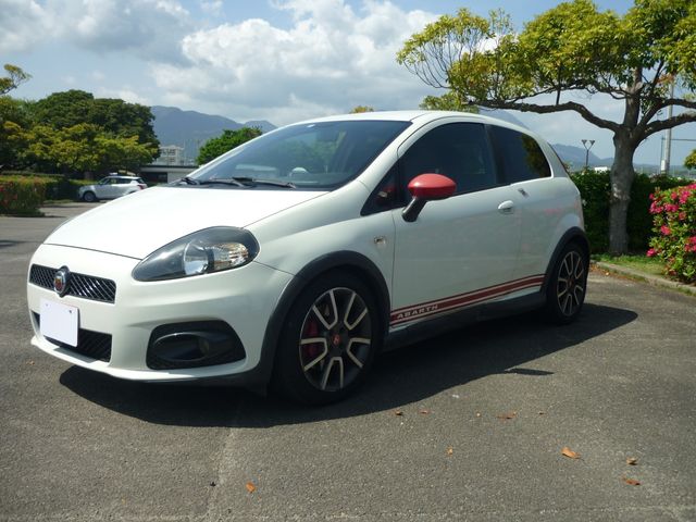 FIAT ABARTH GRANDE PUNTO 2009