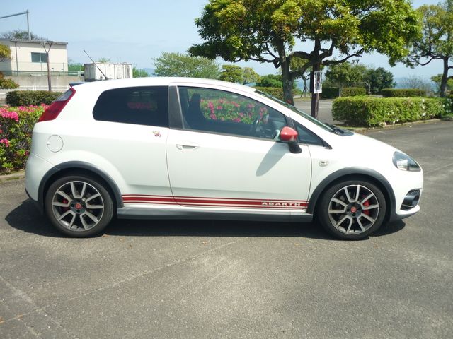 FIAT ABARTH GRANDE PUNTO 2009