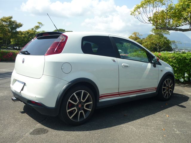 FIAT ABARTH GRANDE PUNTO 2009